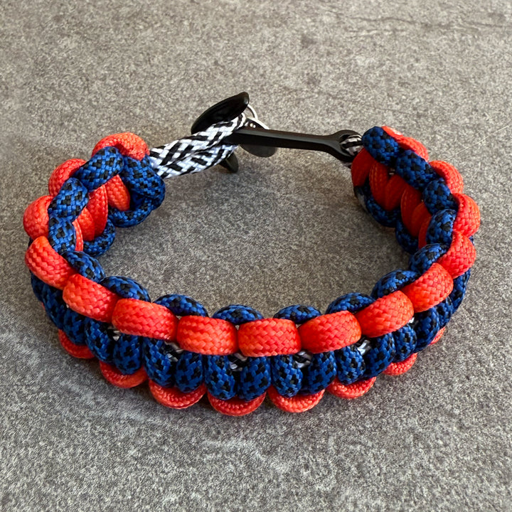 Crimson Paracord Bracelet — Blue / Crimson