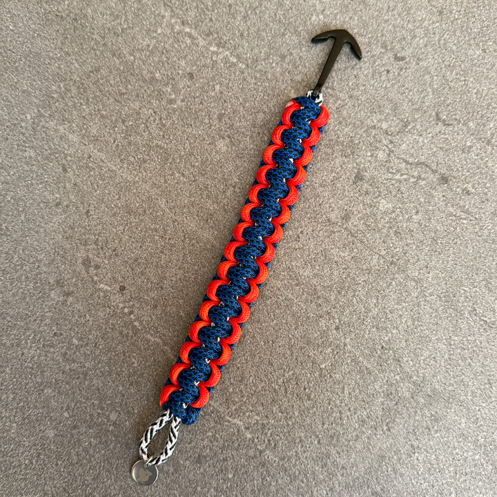 Crimson Paracord Bracelet — Blue / Crimson