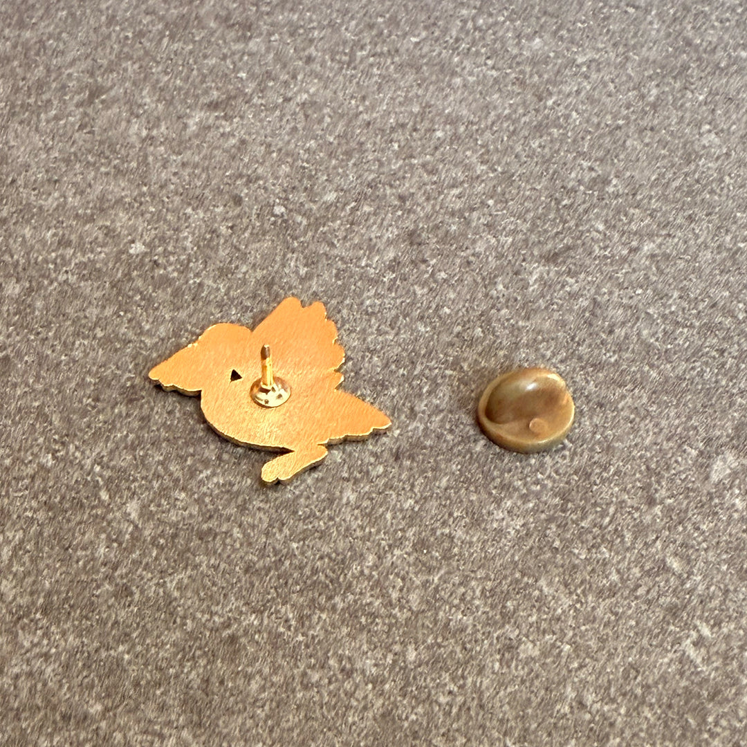 Pelican “Pete” Gold Pin